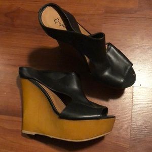 Charlotte Russe NWT wedges